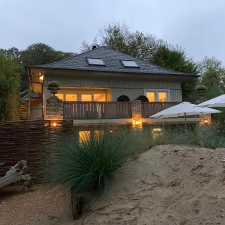 Loft Aan Zee Bergen-Schoorl Luxury Appartement Bed & Breakfast 4*