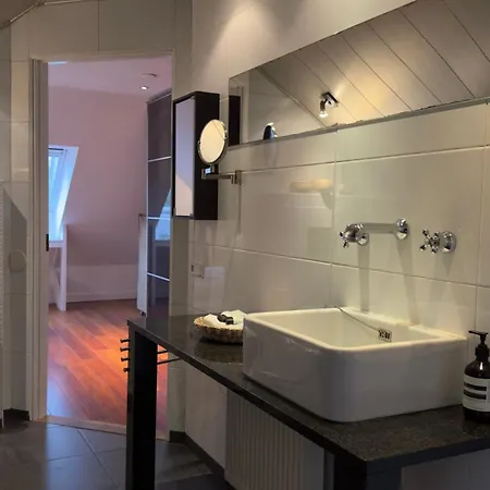 Loft 55 Bergen-schoorl Luxury 165m2 Bed and Breakfast