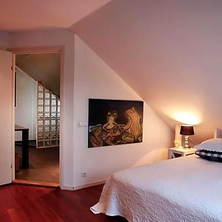 Loft Aan Zee Bergen-schoorl Luxury Bed & Breakfast