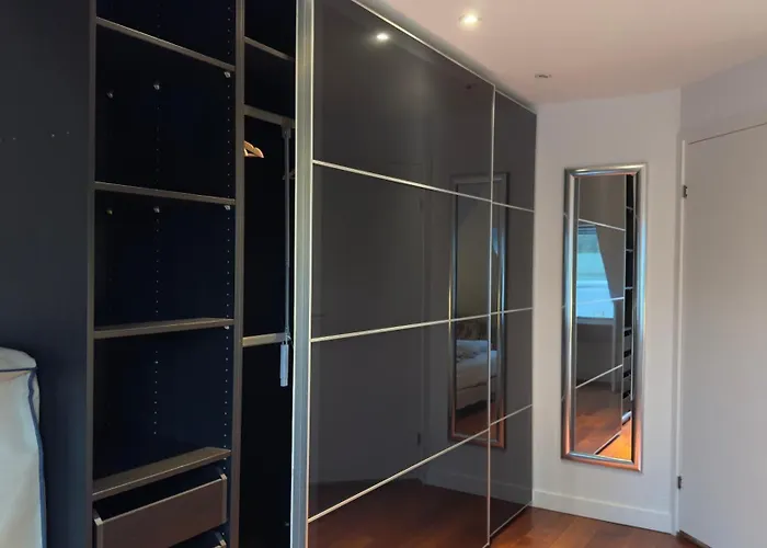 Loft Aan Zee Bergen-Schoorl Luxury Appartement Bed & Breakfast