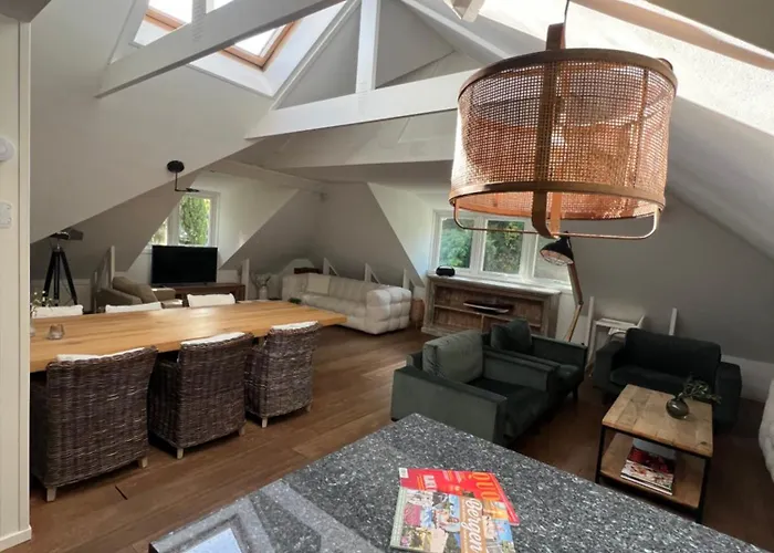 Loft Aan Zee Bergen-Schoorl Luxury Appartement
